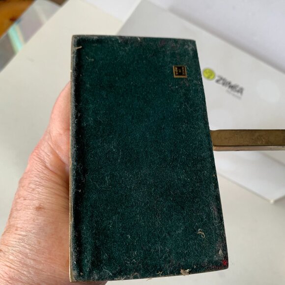 Vintage Brass 3D ANGEL Stocking Holder Mantel Hanger Long Arm India - Picture 8 of 10